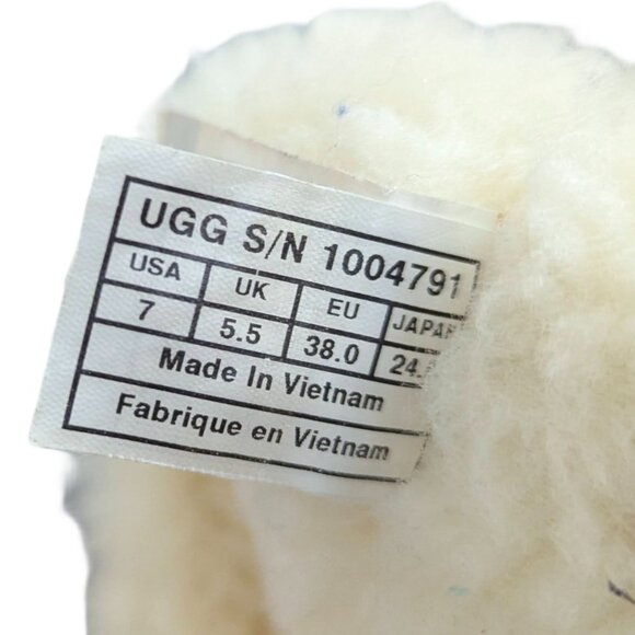 UGG Bailey Bow Bling Flat Boot - Size 7 - Picture 11 of 11